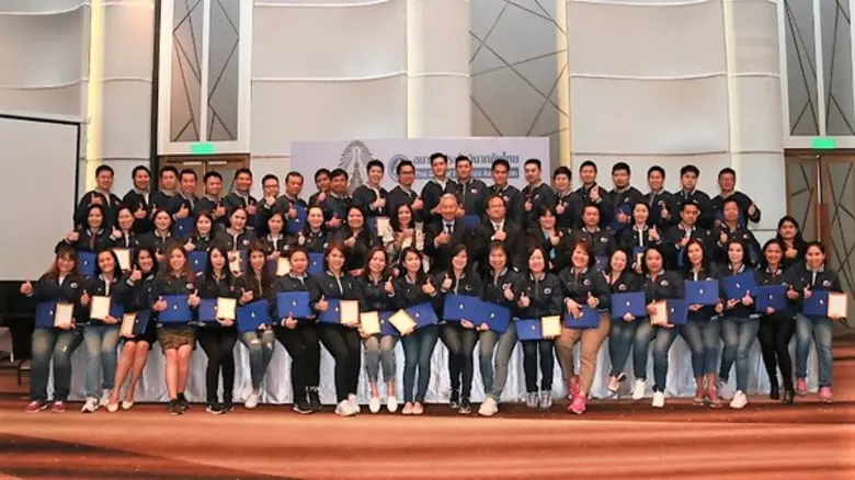 นายจีรพันธ์ อัศวะธนกุล นายกสมาคมประกันวิน...