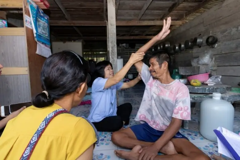 BWG ใส่ใจ ห่วงใยผู้สูงอายุ	