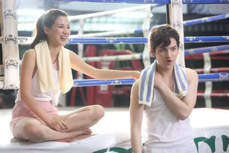 “ใบเฟิร์น” โกรธควันออกหู ปล่อยหมัดซัด “เต๋า” ไม่ยั้ง