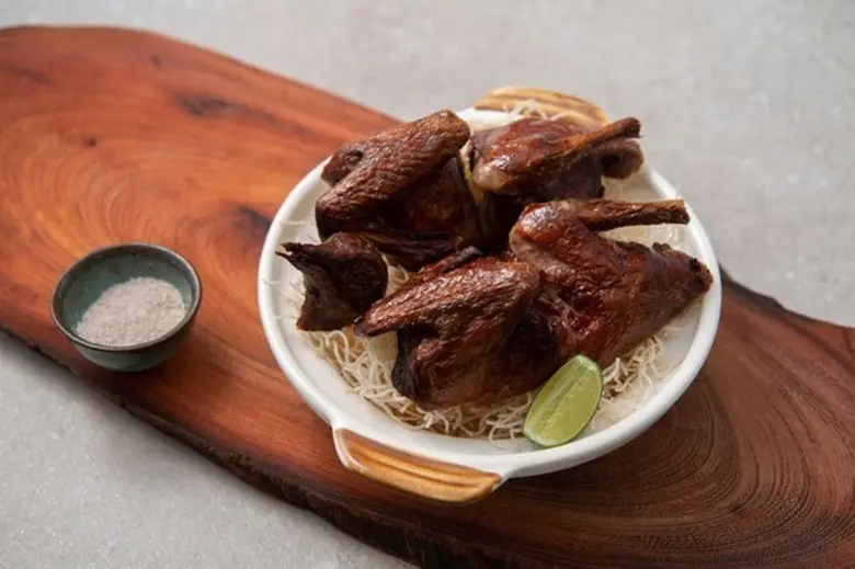 โคคา ทุ่มงบ 15 ล้าน เมคโอเวอร์ โคคา สาขาเซ็นทรัลเวิลด์	