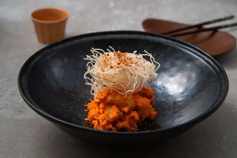 โคคา ทุ่มงบ 15 ล้าน เมคโอเวอร์ โคคา สาขาเซ็นทรัลเวิลด์	