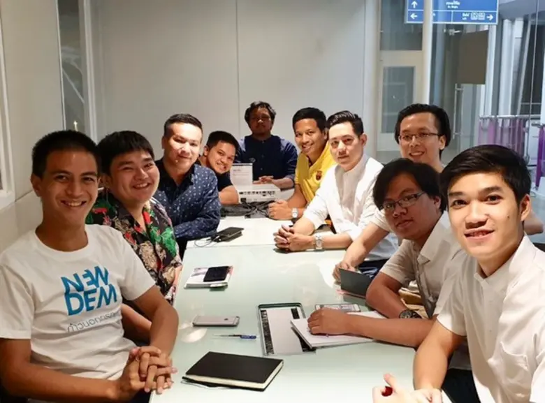 ก่อนสู้ศึกเลือกตั้ง 24 กุมภาพันธ์ 61 โดยน...