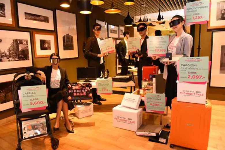 ห้างเซ็นทรัล/เซน งัดกลยุทธ์ปิดไตรมาสสุดท้ายปี 2018  ตอกย้ำผู้นำ MIDNIGHT SALE งานเซลที่ยิ่งใหญ่ที่สุดของปี ตั้งเป้ายอดขายกว่าพันล้านบาท ใน 8 วัน!!