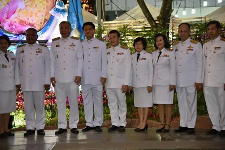 รมช.กษ.,ปลัดกษ.,รองปลัดกษ.,เลขาธิการส.ป.ก.ร่วมแฝ้ารับเสด็จสมเด็จพระเทพรัตนราชสุดาฯ สยามบรมราชกุมารี ในงานกาชาดประจำปี ๒๕๖๑