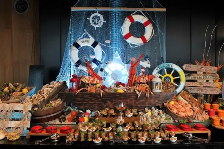 โรงแรมฮิลตัน พัทยา ส่งความสุขช่วงเทศกาลคริสต์มาสและปีใหม่ กับแพ็คเกจห้องอาหารสุดพิเศษ