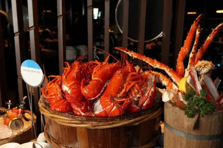 โรงแรมฮิลตัน พัทยา ส่งความสุขช่วงเทศกาลคริสต์มาสและปีใหม่ กับแพ็คเกจห้องอาหารสุดพิเศษ