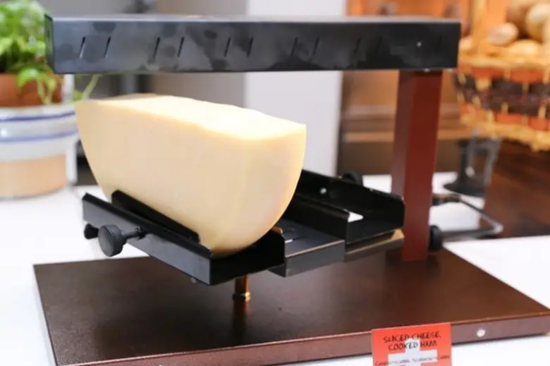 อร่อยจนหยุดไม่อยู่ เทศกาลอาหารสวิตเซอร์แลนด์ ณ ห้องอาหารเดอะเวิลด์ เซ็นทาราแกรนด์ฯ เซ็นทรัลเวิลด์