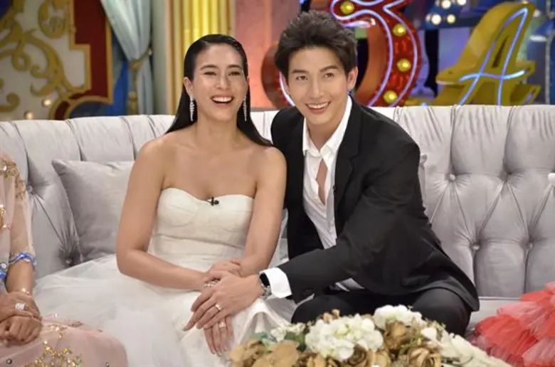 ทีวีไกด์: รายการ “3 แซบ” 2 คู่รัก “พุฒ-จุ๋ย” และ “ชาย-วิกกี้” โชว์หวาน ใน “3 แซบ”