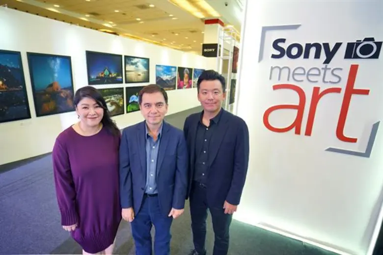 โซนี่ไทยปฐมฤกษ์เปิดนิทรรศการภาพถ่ายภายใต้โครงการ “Sony Meets Art” ผ่านฝีมือ 17 ศิลปินช่างภาพระดับแถวหน้า ที่งานโฟโต้แฟร์ 2018