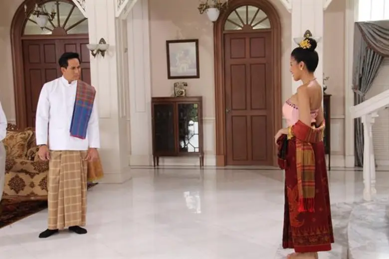 ทีวีไกด์ ละคร ซิ่นลายหงส์ (ตอน 15) ออกอาก...