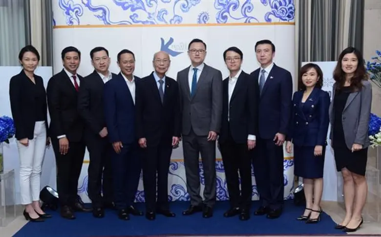 นายพิพิธ เอนกนิธิ กรรมการผู้จัดการ ธนาคาร...