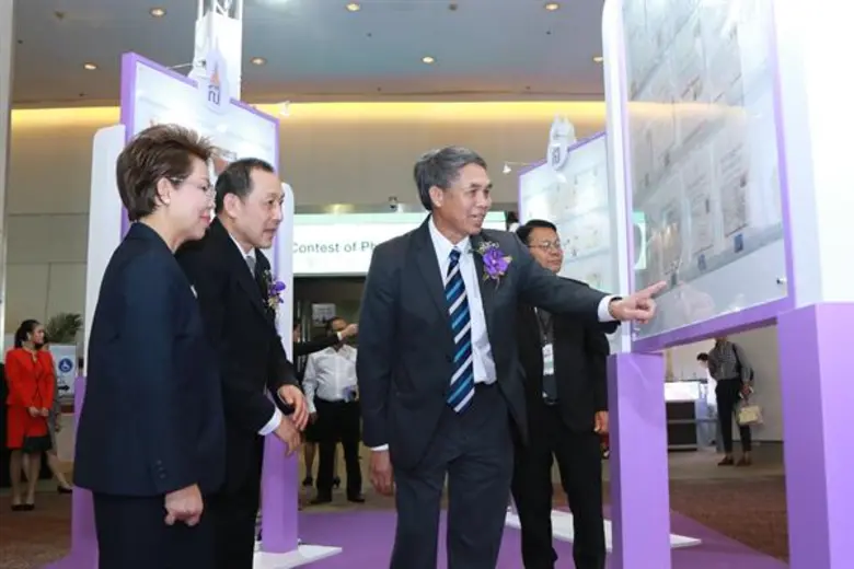 ณ รอยัล พารากอน ฮอลล์ ชั้น 5 ศูนย์การค้าส...