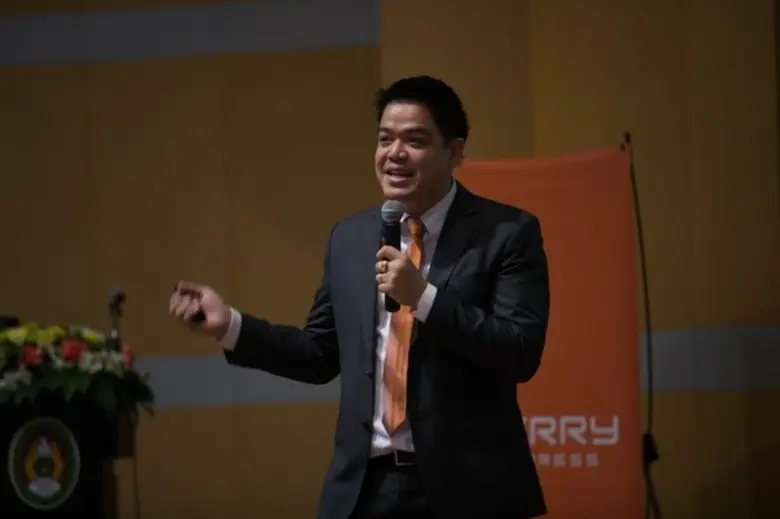 ราชภัฏโคราช จับมือ เคอรี่ เอ็กซ์เพรส เพิ่มโอกาสสร้างแหล่งงาน MOU พัฒนานักศึกษาฝึกวิชาชีพและสหกิจศึกษา