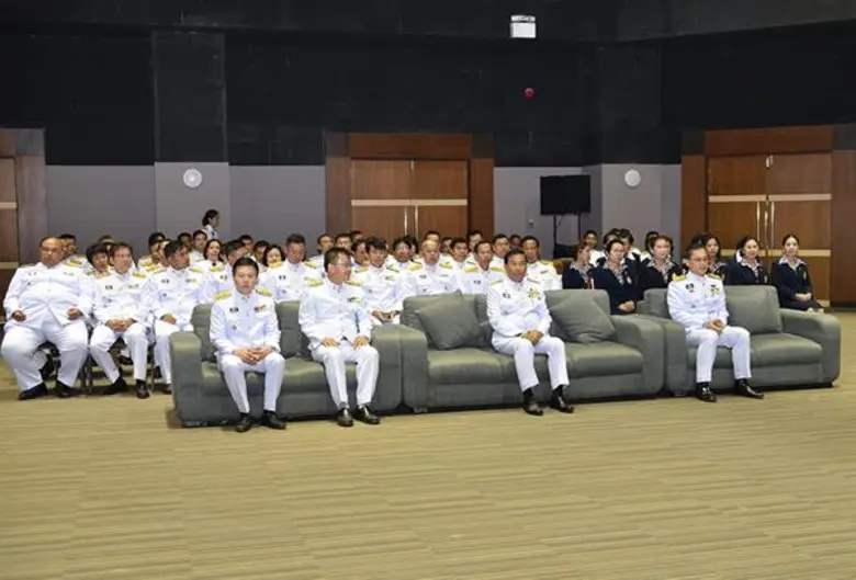 จ.ตรัง จัดพิธีมอบเสื้อยืดพระราชทาน กิจกรรม “Bike อุ่นไอรัก” ณ ศูนย์ประชุมฯ ม.อ.ตรัง