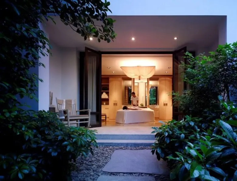 แน่นอนว่าเราสามารถแสดงความขอบคุณและบอกรัก...