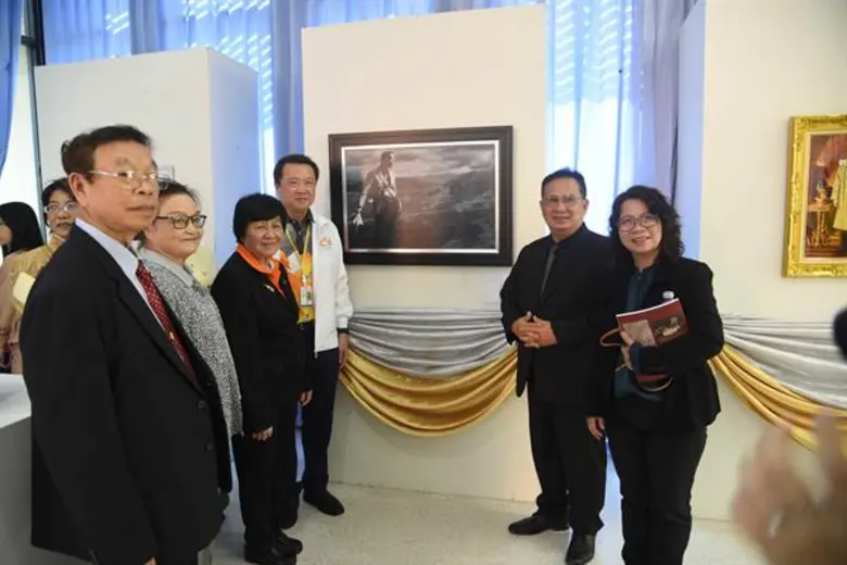 มหาวิทยาลัยนเรศวรขอเชิญร่วมน้อมรำลึกถึงพ่อหลวง รัชกาลที่ ๙ ในนิทรรศการ  “ธ สถิตในดวงใจไทยนิรันดร์” ตลอดเดือนธันวาคมนี้