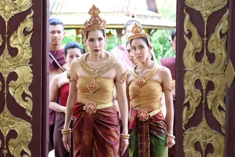 “ขนมจีน” มึนตึ้บ ไมเกรนขึ้น เครียด 2 คาแรคเตอร์ ต่างสุดขั้ว!!!