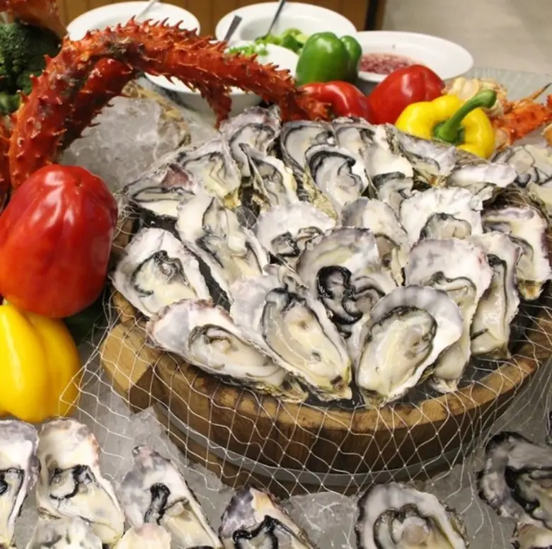 ห้องอาหาร เดอะสเตชั่น โรงแรมเมอร์เคียว กร...