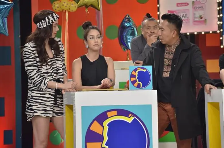 ทีวีไกด์: รายการ “ศึก 12 ราศี” หวั่นงานจะเข้า “แอริน” มีเกณ์เป็นราศี ดราม่าเพราะโป๊ะแตก