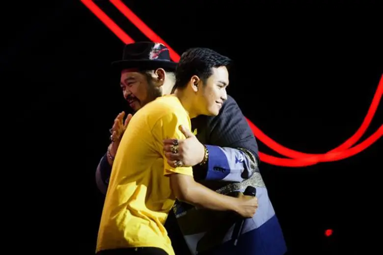 “โจอี้” ครูฝึกสอนพันธุ์ร็อก จากแดนอีสาน ลูกทีม “โค้ชป๊อป” หาตัวจับยาก! แรร์ไอเทม (Rare item) ตัวจี๊ด แห่ง “เดอะ วอยซ์ 2018”