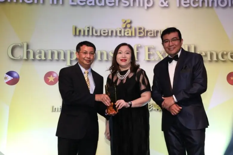 วรลักษณ์ ตุลาภรณ์ Chief Marketing Officer...