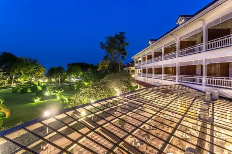 ร่วมเปิดไฟต้นคริสต์มาสการกุศล รับเทศกาลแห่งความสุขณ โรงแรมเซ็นทาราแกรนด์บีชรีสอร์ทและวิลลา หัวหิน