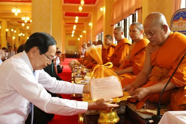 คุณปลิว ตรีวิศวเวทย์ ประธานกรรมการบริหาร ...