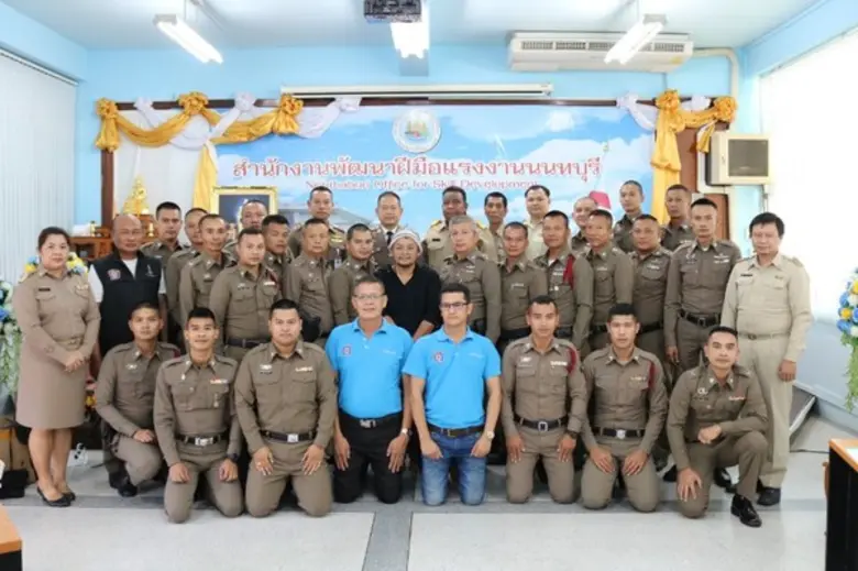 นายชัยชนะ เดชแพ ผู้อำนวยการสำนักงานพัฒนาฝ...