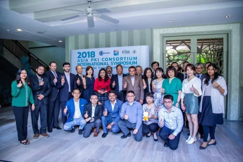 นางสุรางคณา วายุภาพ ผู้อำนวยการ สำนักงานพ...