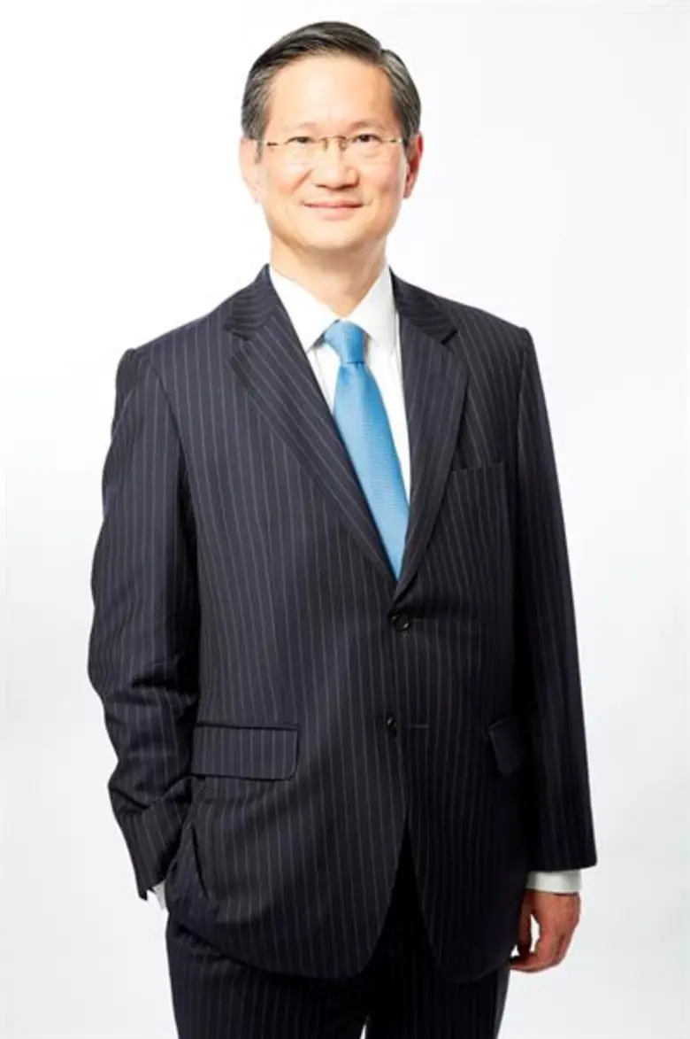 ธนาคารกรุงเทพ จำกัด (มหาชน) นำโดย นายชาติ...