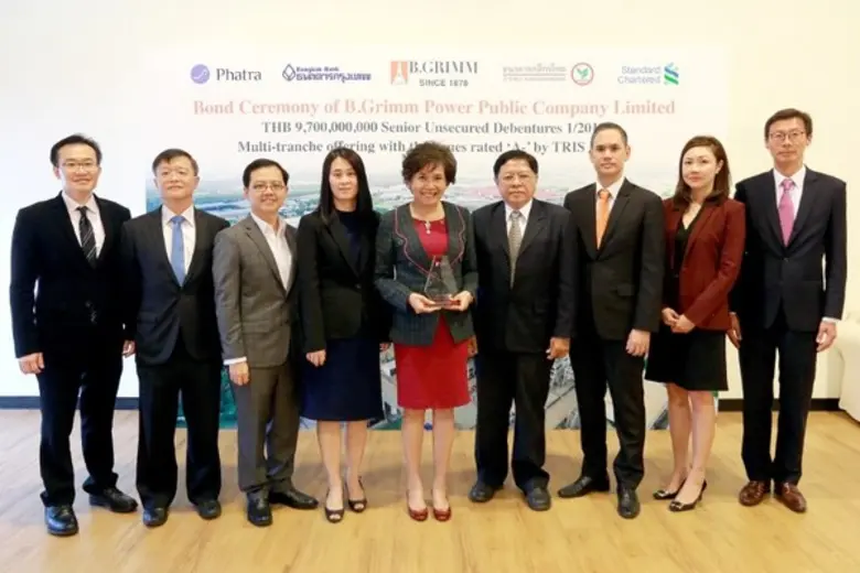 นางปรียนาถ สุนทรวาทะ (ที่ 5 จากซ้าย) ประธ...