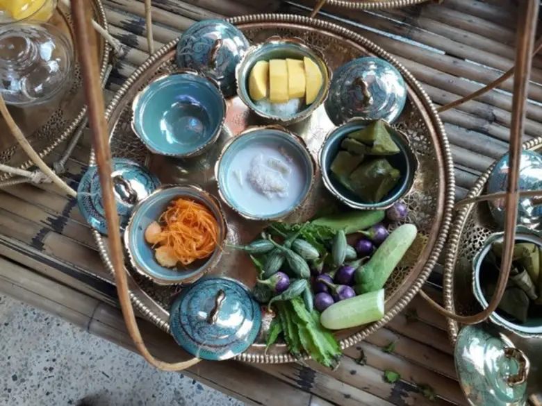 หมู่บ้านชุมชนท่องเที่ยว OTOP นวัตวิถีในเข...