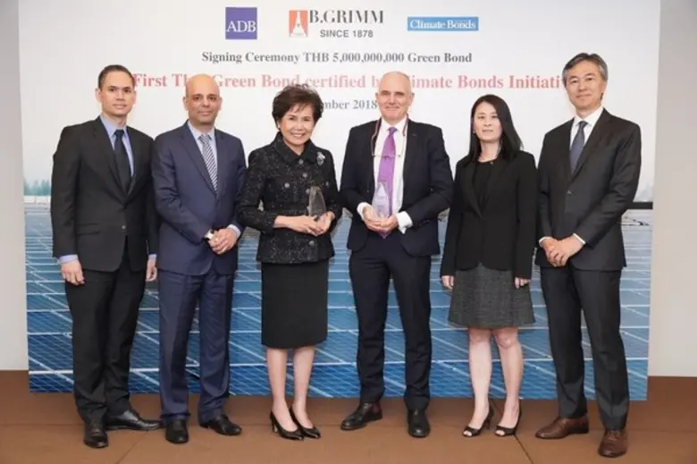 นางปรียนาถ สุนทรวาทะ ประธานเจ้าหน้าที่บริ...