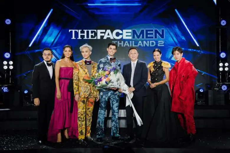 คุณวิศิษฎ์ เลาหพูนรังษี ประธานกรรมการและกรรมการผู้จ...