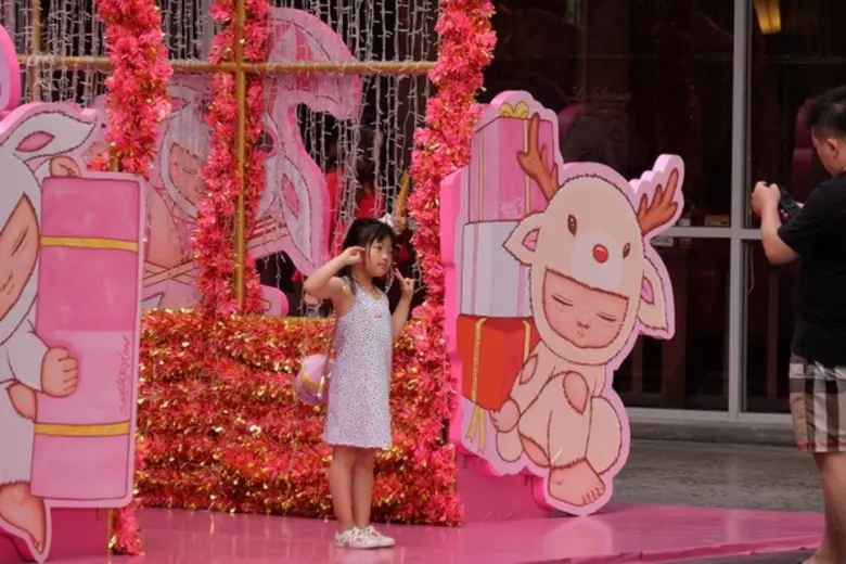 “จังซีลอน” ชวนแชะกับ “มาร์ดี” พร้อมขนขบวนกิจกรรมฉลองเทศกาลแห่งความสุข