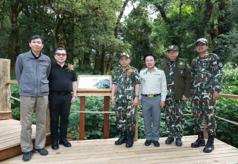 มูลนิธิไทยรักษ์ป่า โดย นายจักษ์กริช พิบูล...