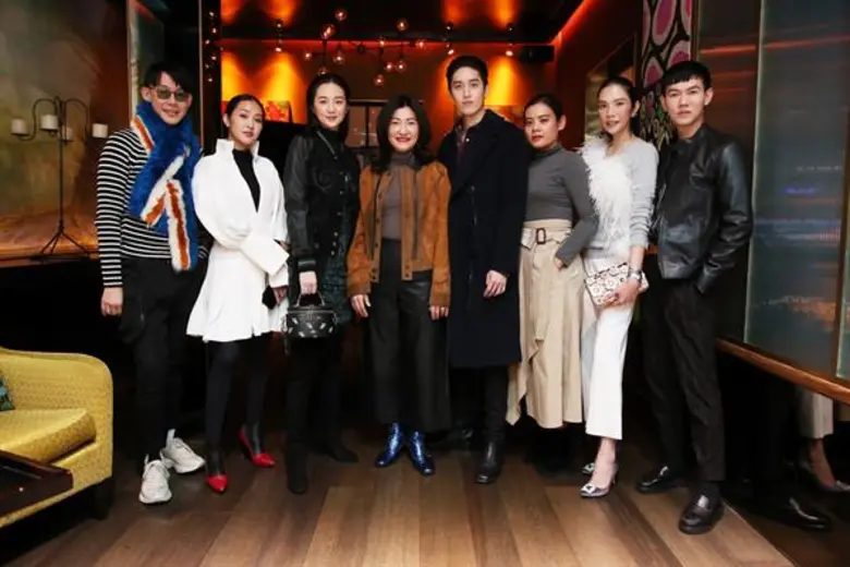 โศภนา เลวิจันทร์ (ที่ 4 จากซ้าย) กรรมการบ...