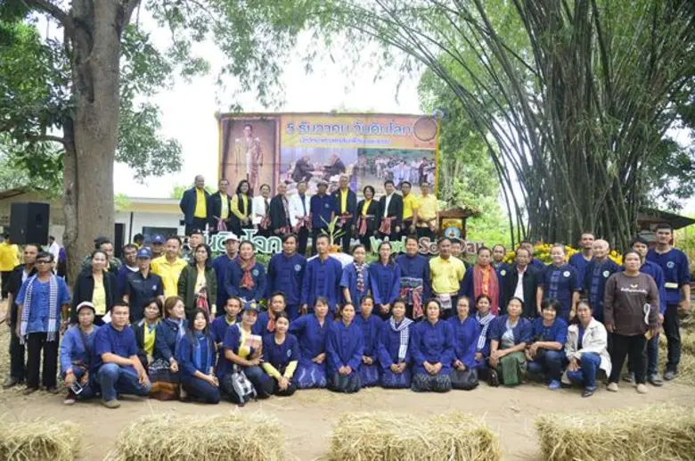 นายวิวัฒน์ ศัลยกำธร รัฐมนตรีช่วยว่าการกระ...