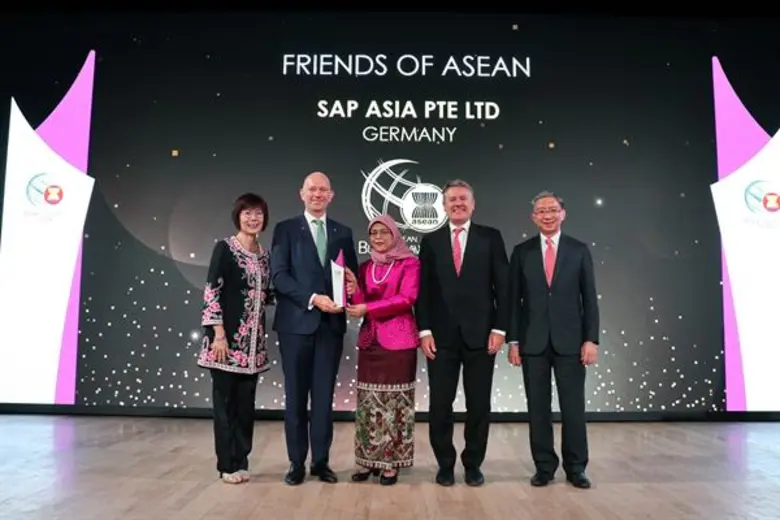 เอสเอพี เอสอี (NYSE: SAP) ได้รับรางวัลอัน...