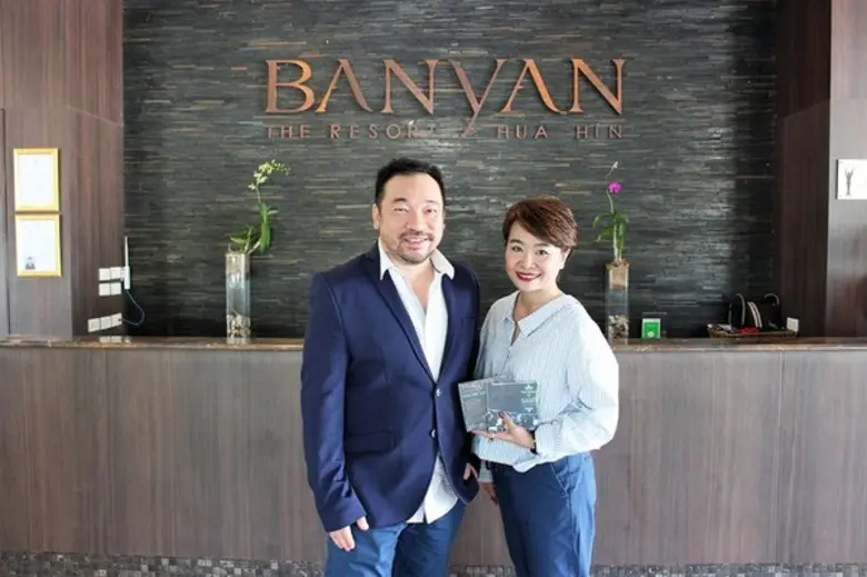 เมื่อเร็วๆ นี้ คุณธนิดา เรืองยศ (ขวา) ผู้จัดการ บัน...