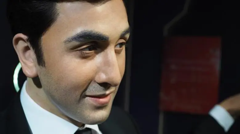 หุ่นขี้ผึ้ง 'คาทรินา เคฟ’ และ 'รันบีร์ กาปูร์’ มาถึง มาดามทุสโซ กรุงเทพฯ แล้ว! เพิ่มสีสันให้บรรยากาศงาน IIFA Award และโซนบอลลีวูด