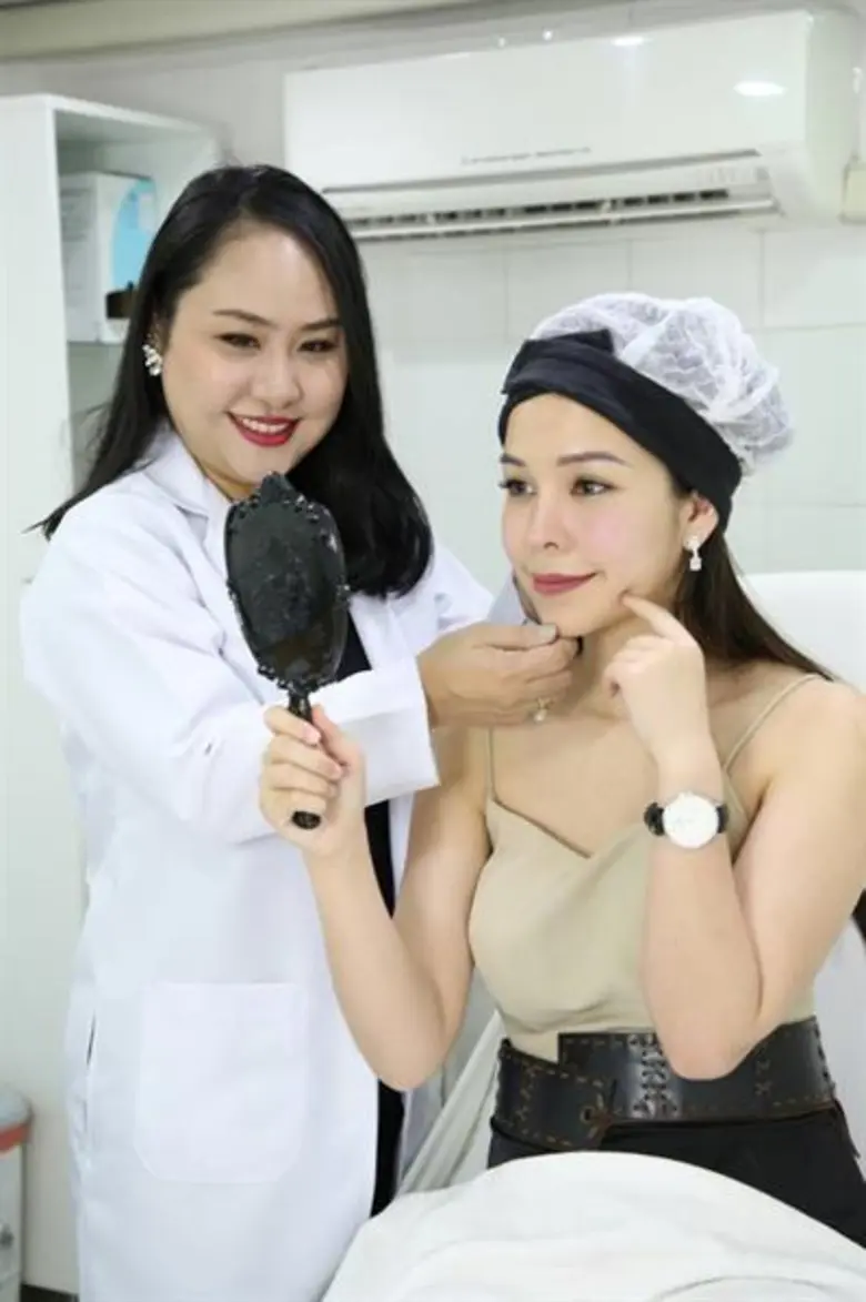 “ฉีดไหมสลายไขมันบนใบหน้า” เห็นผลได้อย่างปลอดภัย กว่าการ “ฉีดเมโสแฟต” แบบเดิมๆ ไม่ต้องกลัวจะเกิดอาการแพ้