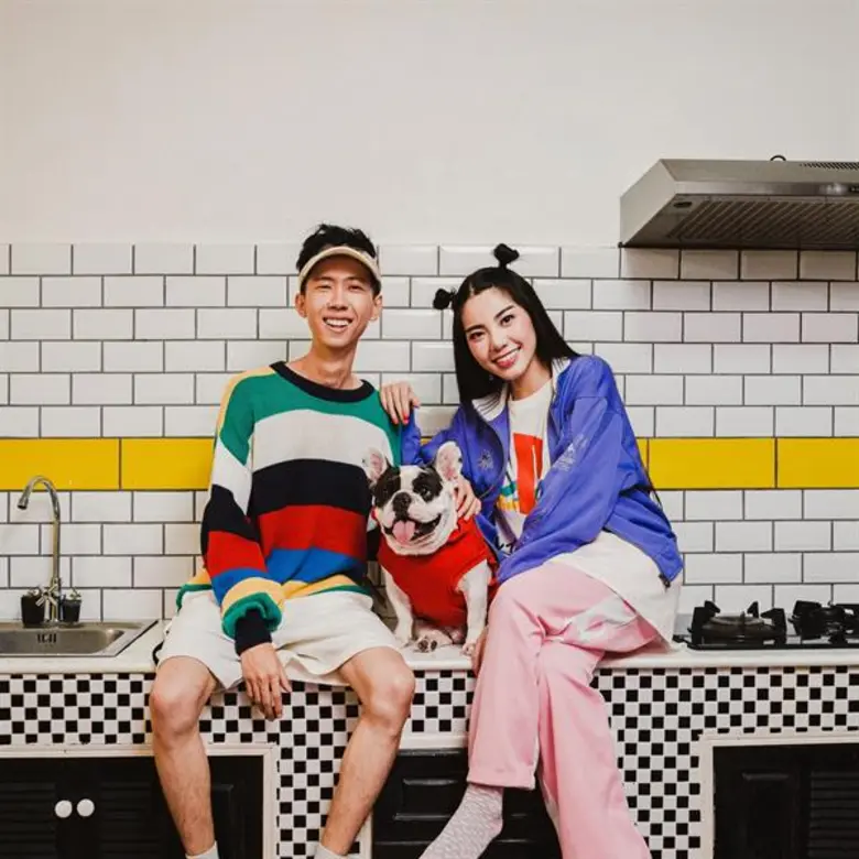 นับตั้งแต่เปิดตัวกับค่าย เวย์เฟอร์ เรคคอร...