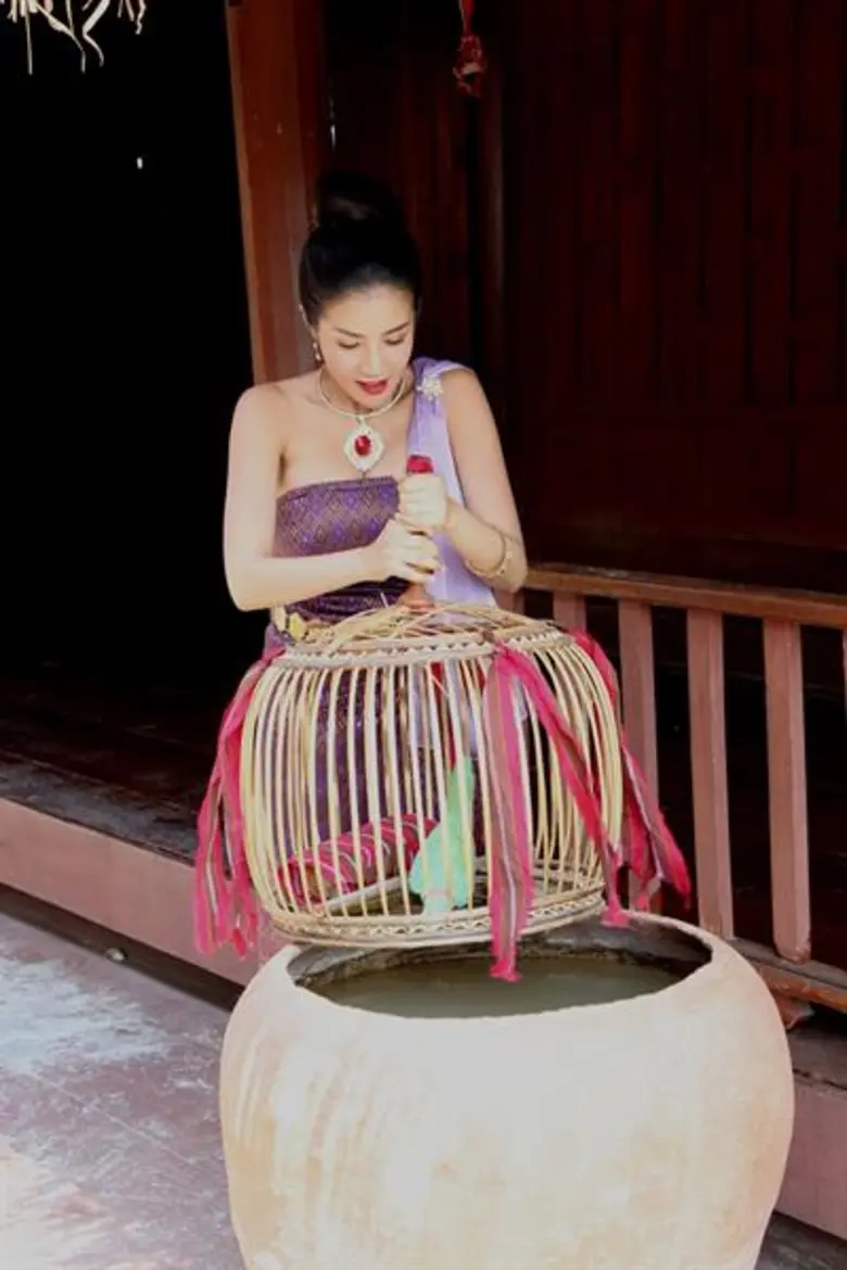 “ไนกี้ - จูน” วิวาห์สลาย  “ใบเตย” เลือดร้อนถล่มงานแต่งเละ !!