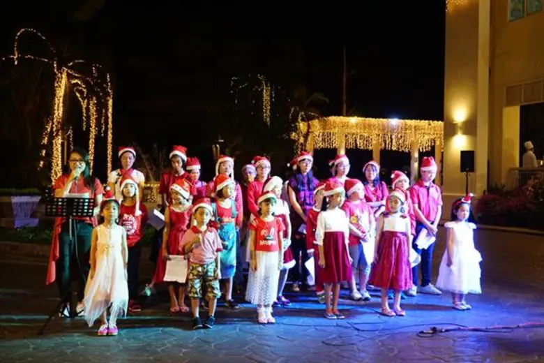 ฉลองเทศกาลคริสต์มาส  ที่ โรงแรมแคนทารี เบย์ ระยอง