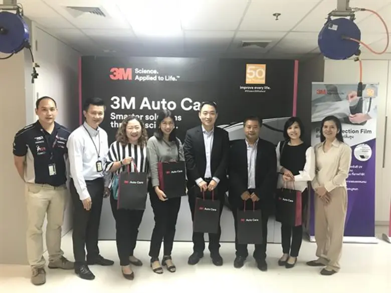 3เอ็ม ประเทศไทย นำโดย นายพรรเทพ อ่วมสำอาง...