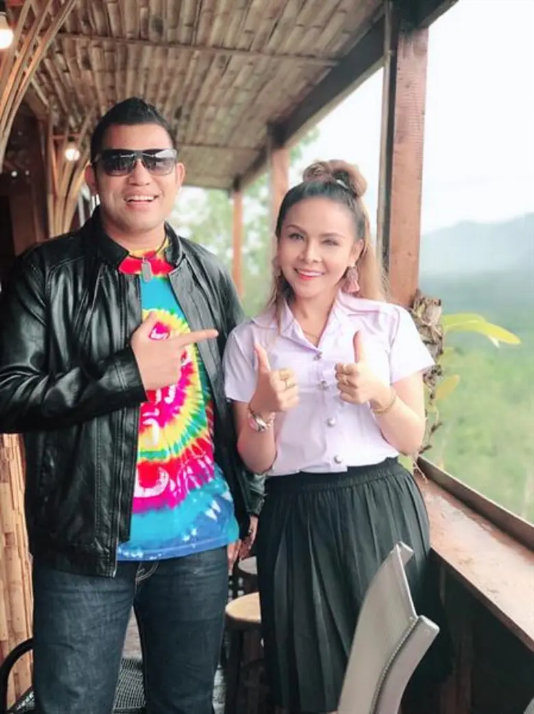 @@@@ ลงใต้ถ่ายเอ็มวี "เหงากอด" ต่อเนื่องจ...