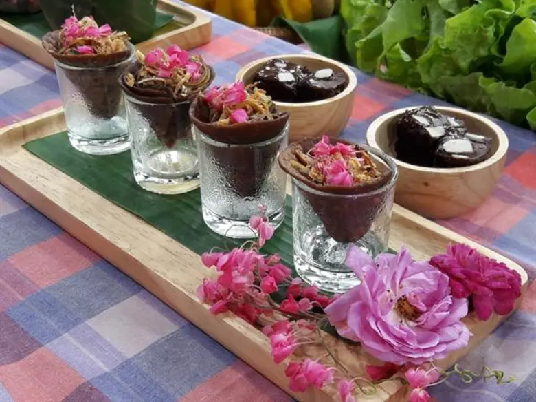 สามพรานโมเดล &เกษตรกรอินทรีย์แฮปปี้ คนไทยตื่นตัวบริโภคออร์แกนิก แห่ร่วมงานสังคมสุขใจล้นหลาม ยอดพุ่งทะลุเป้า 2 หมื่นคน