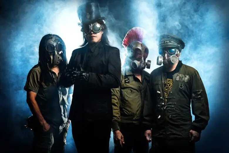 ทางค่ายME Records (มี เรคคอร์ด) ต้องขออภั...