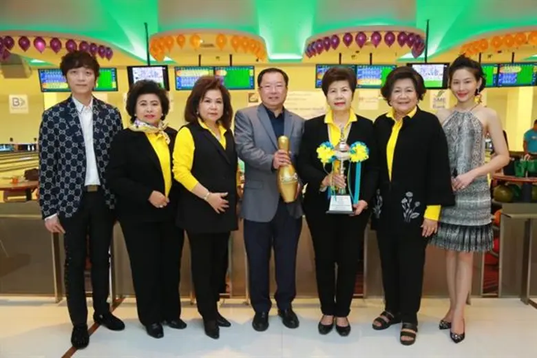 คุณหญิงทิพาวดี เมฆสวรรค์ นายกสมาคมติดตามก...